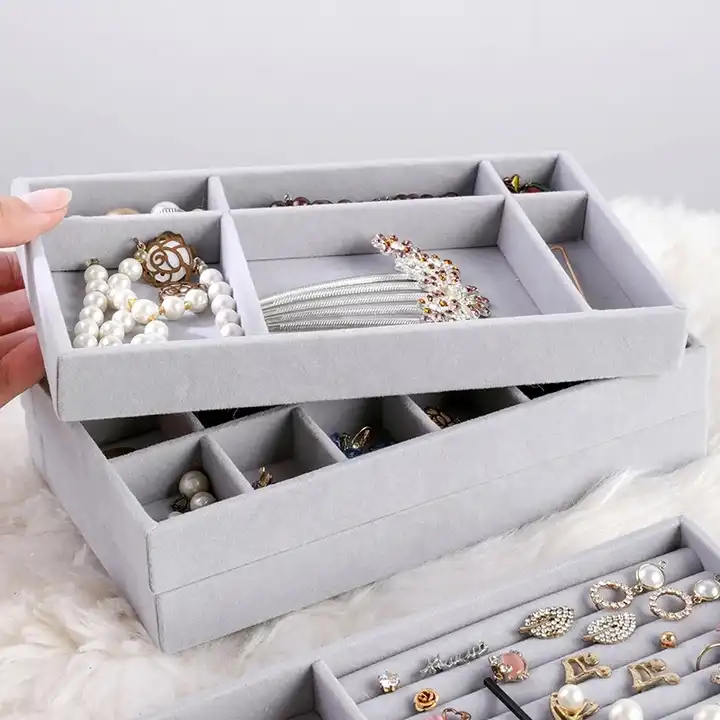 Hot Sales Fashion Portable Velvet Jewelry Holder Jewelry Display Organizer  Box Ring Earring Tray Holder Storage Case Showcase