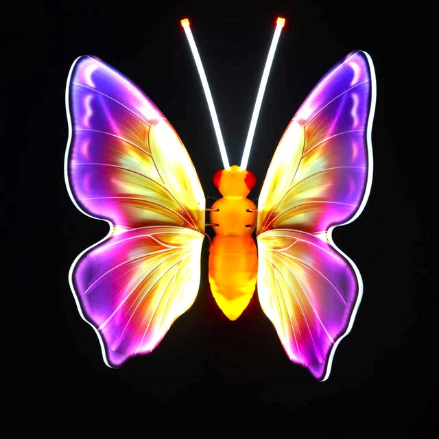 Supplier 40cm Yellow Hanging butterfly Led Light Dynamic Garden Christmas Decorations with Light on the Tree