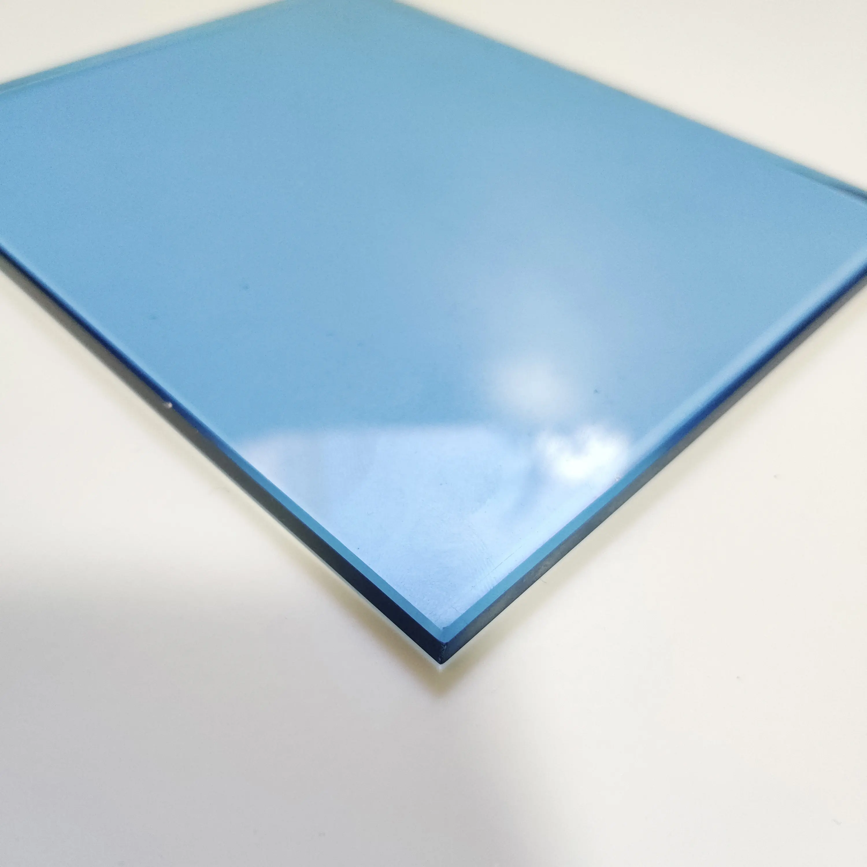 light blue tinted float glass used for curtain wall
