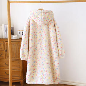 Pigiama Invernale <span class=keywords><strong>da</strong></span> Donna Personalizzato, Dolce Colore a Pois, Foderato in Pile Corallo, con Cappuccio, Ispessito, Taglia Grande, Abbigliamento per Casa - Product Image 3