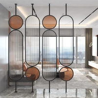 Paravent en métal moderne de luxe rotatif avec design découpé au laser pour salon