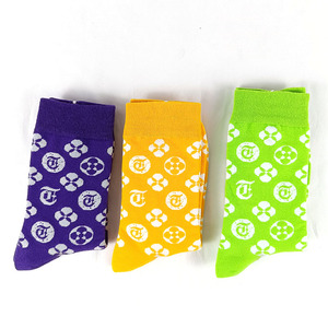 Chaussettes en coton jacquard tricoté à motif dessin animé hivernal, 100 % coton, personnalisables pour usage quotidien – CONCEPTION ET MAQUETTE GRATUITES - Product Image 2