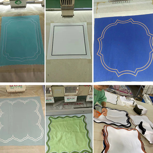 Napperons en lin français écologiques, brodés avec monogramme, mouchoirs en lin lavé, serviettes de Noël à bord festonné - Product Image 5