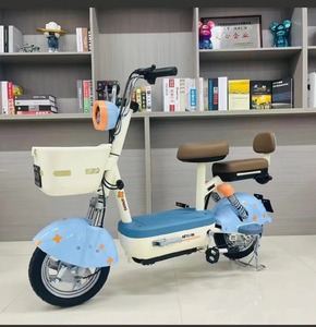 Motor de buje trasero para scooter urbano Y2-YYZ OEM CKD SKD de 350W y 3 velocidades - Product Image 2