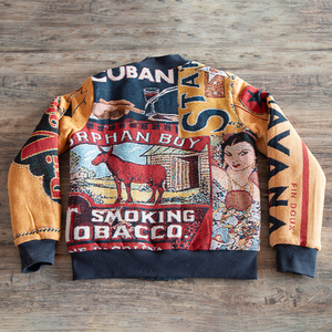 Blouson aviateur personnalisé en tapisserie jacquard pour fumeurs Blouson à col côtelé tissé à motif chaud et boutonné - Product Image 6