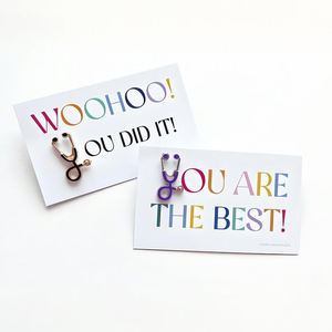 Vente en gros d'épingles en métal de stéthoscope uniformes de soins de santé accessoires décoratifs émail doux époxy médical petits cadeaux chapeaux papillon - Product Image 6