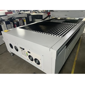 Machine de <span class=keywords><strong>découpe</strong></span> <span class=keywords><strong>laser</strong></span> MDF acrylique, graveur CNC CO2 pour la signalisation, l'artisanat, le plastique, le <span class=keywords><strong>bois</strong></span>, la feuille de caoutchouc, utilisation industrielle - Product Image 6