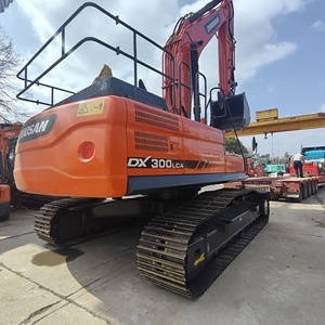 รถขุด DOOSAN DX300LCA มือสอง 30 ตัน เครื่องยนต์คัมมินส์ ปั๊มไฮดรอลิกคาวาซากิ มอเตอร์ วาล์ว KYB ชั่วโมงการใช้งานต่ำ สภาพ 90% ราคาแข่งขัน ปี 202 - Product Image 4