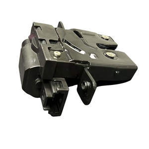 Attuatore Serratura Portellone Posteriore OEM 905022DX0A 905022DX9A per <span class=keywords><strong>Nissan</strong></span> <span class=keywords><strong>Qashqai</strong></span> J10 2008-2015, Gruppo Chiusura <span class=keywords><strong>Bagagliaio</strong></span> Posteriore - Product Image 2