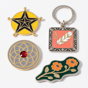 Rantai kunci logam pabrikan gantungan kunci putar khusus unta bundar 3D paduan seng gantungan kunci Enamel lembut logam kustom Anime cetak Uv - Product Image 5