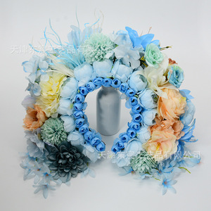 Diadema con Flores de Seda de 40cm de Ancho, Marca Dongchen Crafts, Modelo Y03, Accesorios para Fotografía de Bodas - Product Image 4