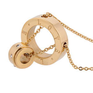 Collier Cœur Géométrique Rond Creux Gravé en Acier Doré – Cadeau Saint-Valentin, Idéal au Quotidien - Product Image 3
