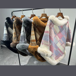 Luxe Hiver Femmes <span class=keywords><strong>Plaid</strong></span> Jacquard Surdimensionné Wraps Manteaux <span class=keywords><strong>À</strong></span> <span class=keywords><strong>Capuche</strong></span> Col En Fausse Fourrure Cape <span class=keywords><strong>Poncho</strong></span> Châle - Product Image 2