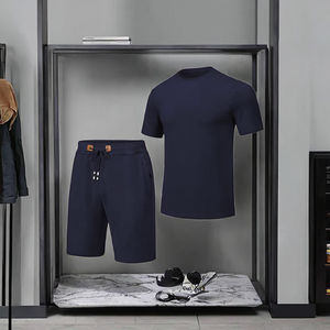 ชุดเสื้อสเวตเชิ้ตคอกลมถักสีพื้นและกางเกงขาสั้นสำหรับผู้ชายสวมใส่สบายๆ ในฤดูร้อน - Product Image 3