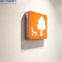 Boîtes lumineuses publicitaires LED personnalisées SKYSEEN, façade en acrylique, boîtier en aluminium, affichage pour les panneaux d'aéroport