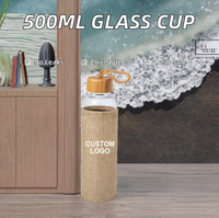 Tasse à eau en verre isolée de 500ml la plus vendue avec couvercle en bambou à visser et couvercle en lin pour verres personnalisable avec logo imprimé