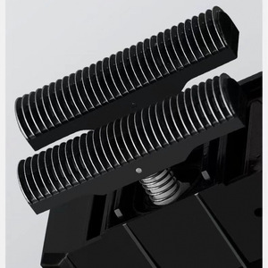 <span class=keywords><strong>Rasoir</strong></span> <span class=keywords><strong>électrique</strong></span> <span class=keywords><strong>professionnel</strong></span> en langue allemande, autonomie de 180 minutes, rechargeable, triple lame pour le rasage du visage et du corps - Product Image 6
