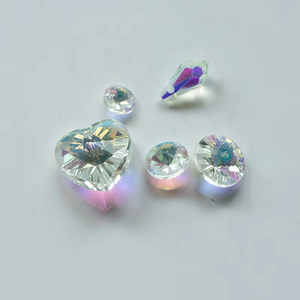 Venta al por mayor agujero lateral multi-Sección tridimensional gota de agua colgante de cristal redondo AB Color cuentas sueltas hechas a mano - Product Image 6