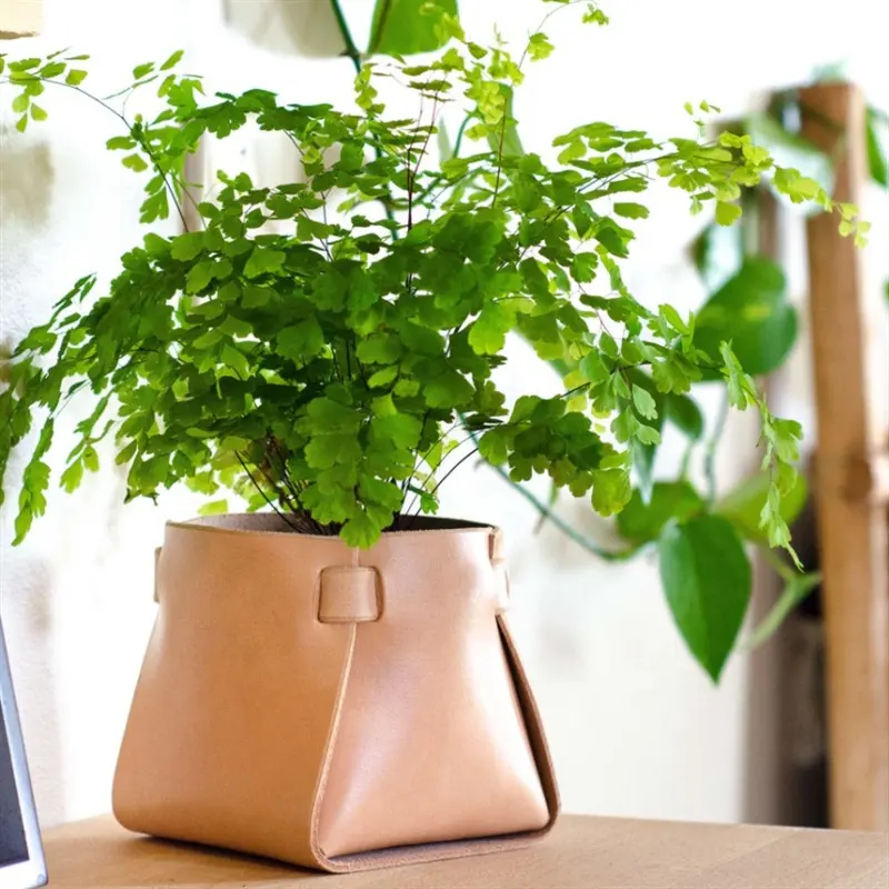 Hot Selling Waterproof Foldable Leather Wrap Vase Cover Holder PU Leather Flower Plants Pot holder