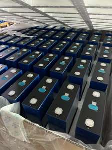 مستودع أوروبا ببطارية Lifepo 4 100 أمبير في الساعة 3ah 50Ah 14ah Lipo4 V Lf280K V3 280Ah Lifepo4 مستودع أوروبا - Product Image 5