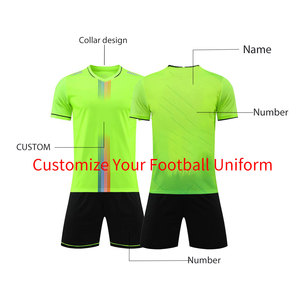 Set Maglia <span class=keywords><strong>da</strong></span> <span class=keywords><strong>Calcio</strong></span> Personalizzata a Sublimazione per Ragazzi Completo <span class=keywords><strong>da</strong></span> Squadra in Poliestere Traspirante con Logo Nuova Maglietta <span class=keywords><strong>e</strong></span> <span class=keywords><strong>Pantaloncini</strong></span> <span class=keywords><strong>da</strong></span> <span class=keywords><strong>Calcio</strong></span> per Ragazzo - Product Image 4