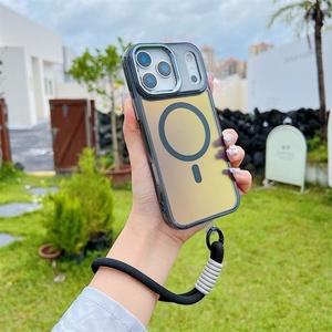 เคสกันกระแทกแบบใสไล่เฉดสีเลเซอร์แฟชั่น พร้อมสายคล้องแม่เหล็ก สำหรับ iPhone 17 Air 16 15 14 Plus 13 12 17 Pro Max 16E - Product Image 6