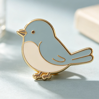 Broches personnalisées en métal émaillé rigide, motif oiseau de dessin animé, pour souvenirs, objets de collection, cadeaux, épingles de revers