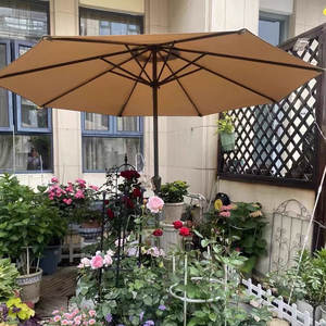 Parasol moderno de acero de 9 pies para exteriores, sombrilla para jardín, Hotel, playa, Patio, sombrillas y bases, sombrilla de poste central de hierro para uso en exteriores - Product Image 2