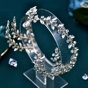 <span class=keywords><strong>Accessori</strong></span> per <span class=keywords><strong>Capelli</strong></span> da <span class=keywords><strong>Sposa</strong></span> in Cristallo, Tiara Nuziale Argento, Fascia per <span class=keywords><strong>Capelli</strong></span> con Perle e Strass - Product Image 6