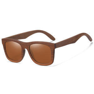 Мужские солнцезащитные очки с поляризованными линзами - Product Image 4