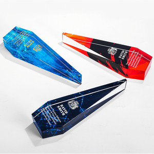 Trophée en cristal transparent haut de gamme à dégradé d'encre, <span class=keywords><strong>plaque</strong></span> en forme de cône de glace à facettes vives, design couleur personnalisé - Product Image 6