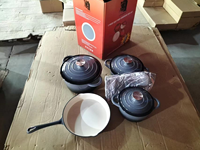Casserole à lait en fonte émaillée personnalisée 7 pièces Marmite néerlandaise antiadhésive Batterie de cuisine Passe au four pour une utilisation en extérieur