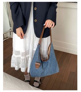 Bolso de Mano de Nailon Resistente al Agua, Bolso de Hombro para Mujer, Bolsos Tote Casuales Diarios con Bordado, Verano Otoño - Product Image 6