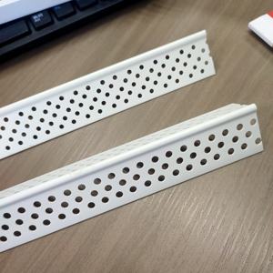 Легкое применение ПВХ сетка угловая бусина для штукатурки ПВХ Угловые бусины для строительства - Product Image 2