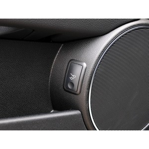 Autocollant pour bouton de coffre Mercedes-Benz Classe C, impression numérique, autocollant en vinyle rectangulaire auto-adhésif pour voiture, 2007-2014 - Product Image 2