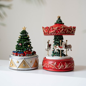 Boîte à musique carrousel de Noël avec figurine de Père Noël en résine, cadeau pour elle, idéal pour le dropshipping Shopify et les fêtes - Product Image 4