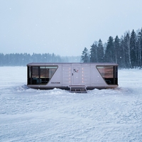 Fullking K7 Maison Conteneur Moderne Type Capsule Spatiale, Unité Préfabriquée Mobile Personnalisée Prête pour Climat Froid, Idéale pour Complexes Hôteliers, Garantie 1 An sur Site