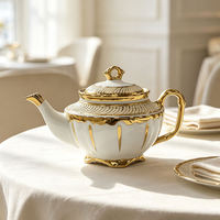 Assiette à salade en céramique vintage à bord doré, motif gaufré à pois radiaux et marguerites, vaisselle de luxe pour mariage