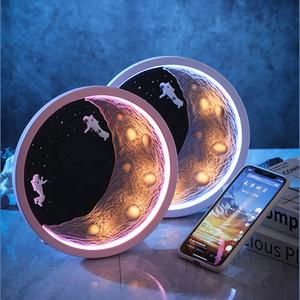 Lonvel nuevo diseño flotante astronauta espacio altavoz estrella <span class=keywords><strong>Luna</strong></span> altavoz con luces RGB creativas altavoz de Subwoofer inalámbrico Y-567 - Product Image 2