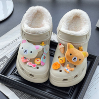 Accessoires pour sabots de chat de dessin animé, boucles de chaussures en peluche amusantes en forme de petit poisson et de biscuit, compatibles avec les clips de décoration pour sabots