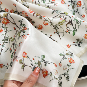 Mới Đến Hoa Mô Hình Kỹ Thuật Số In Lụa Vuông Khăn Cho Phụ Nữ Sang Trọng Phụ Nữ Thanh Lịch Khác Khăn Choàng & Khăn Choàng - Product Image 2