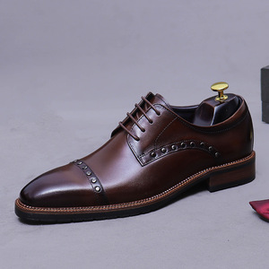 Chaussures habillées en cuir pour hommes, grande taille, avec rivets, chaussures en cuir tendance, style vintage, style business, bout pointu, pour hommes décontractés - Product Image 6