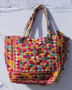 Bolso de Hombro Banjara Étnico Indio Bordado a Mano, Colorido, Estilo Bohemio, Forro de Algodón Ligero, Gran Capacidad - Product Image 1
