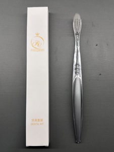 Venta caliente Mango PS transparente Cepillo <span class=keywords><strong>de</strong></span> dientes <span class=keywords><strong>de</strong></span> <span class=keywords><strong>pingüino</strong></span> desechable para adultos Cerdas suaves para el cuidado <span class=keywords><strong>de</strong></span> los dientes <span class=keywords><strong>de</strong></span> los niños - Product Image 4