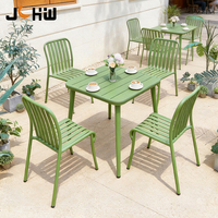 Ensemble de tables d'extérieur modernes en aluminium multicolores, personnalisables, résistantes à la rouille, empilables, pour hôtels, villas, restaurants, meubles de patio