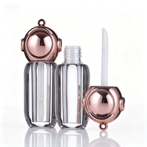Luxury Design Lipgloss <b>Bottle</b> Empty AS PETG Full Transparent Clear Lip Gloss Tube Packaging with Lovely <b>Bear</b> Lid - Product Image 1