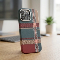 Coque de téléphone personnalisée en métal PC magnétique à motif nuage en fibre de carbone et design écossais pour iPhone 18 17 16 15 14 13 12 Pro Max