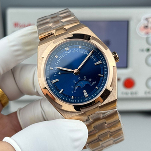 Montre de tous les jours haut de gamme, bracelet intégré tout or rose avec cadran bleu et phase de lune - Product Image 3