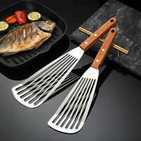 Spatule à poisson en acier inoxydable, spatule ajourée avec manche en bois, spatules métalliques pour la cuisine, la friture et la grillade