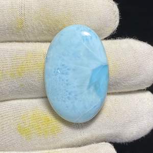 Larimar ธรรมชาติ 100% พลอย Larimar ที่ไม่ซ้ําใครและน่าทึ่งสําหรับเครื่องประดับทําหินทรงกลม Larimar พลอยหลวมขายจํานวนมาก - Product Image 3